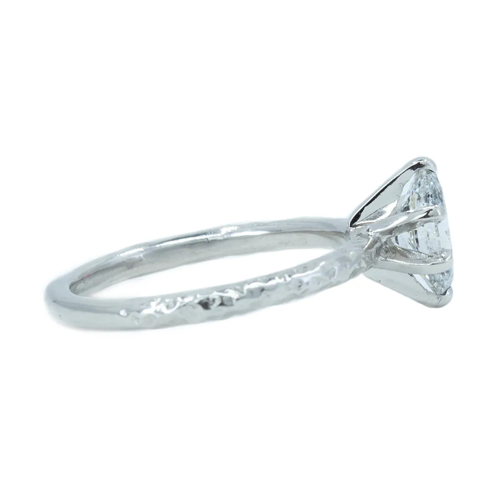 1.01ct Oval Diamond 6 Prong Evergreen Solitaire In Platinum