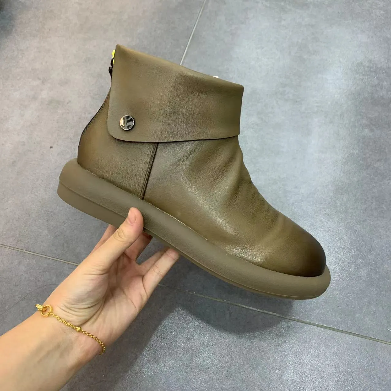 Autumn Solid Leather Retro Casual Flat Boots