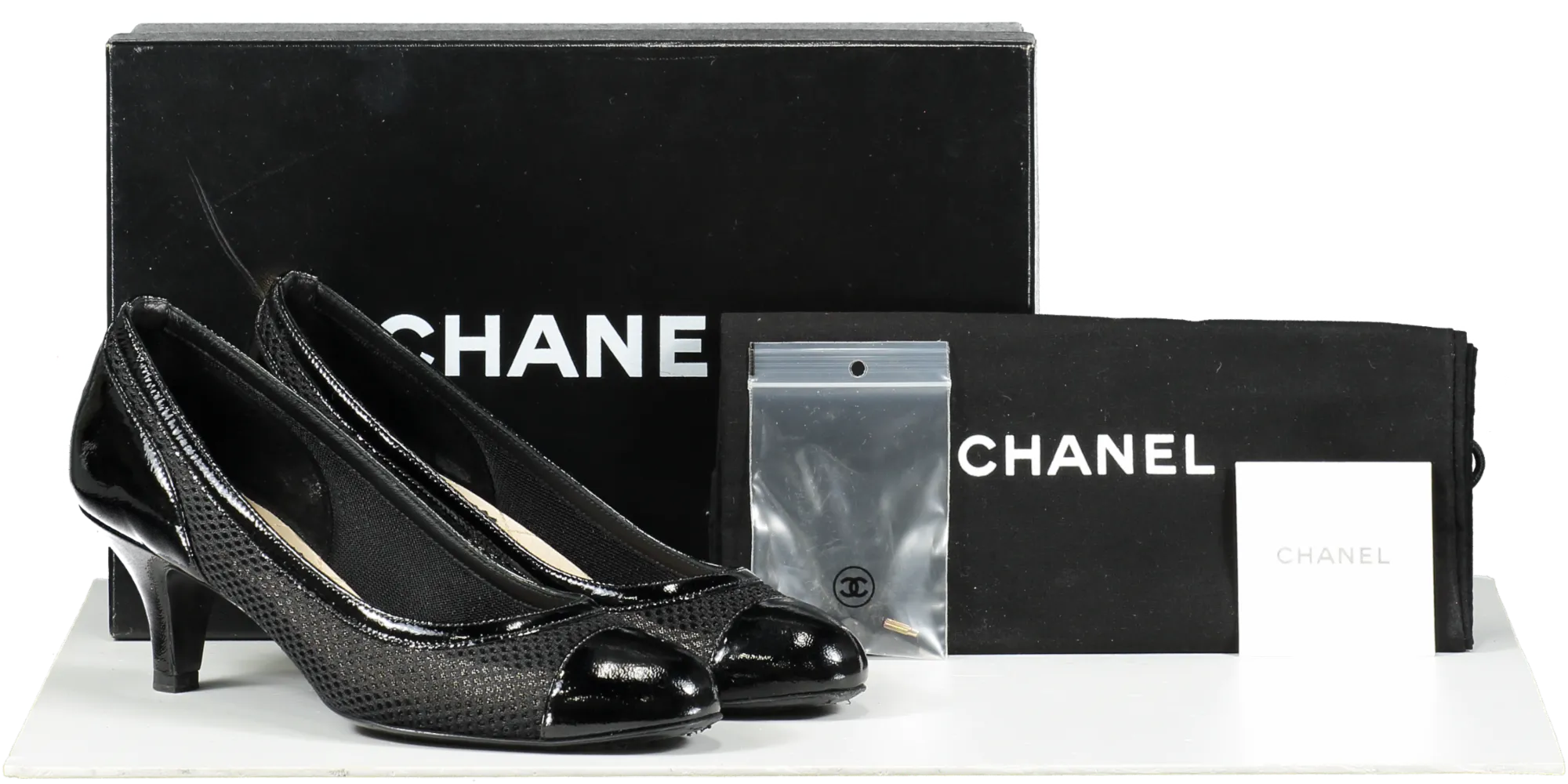 Chanel Black Patent Leather And Mesh Cc Cap Toe Pumps UK 3.5 EU 36.5 👠