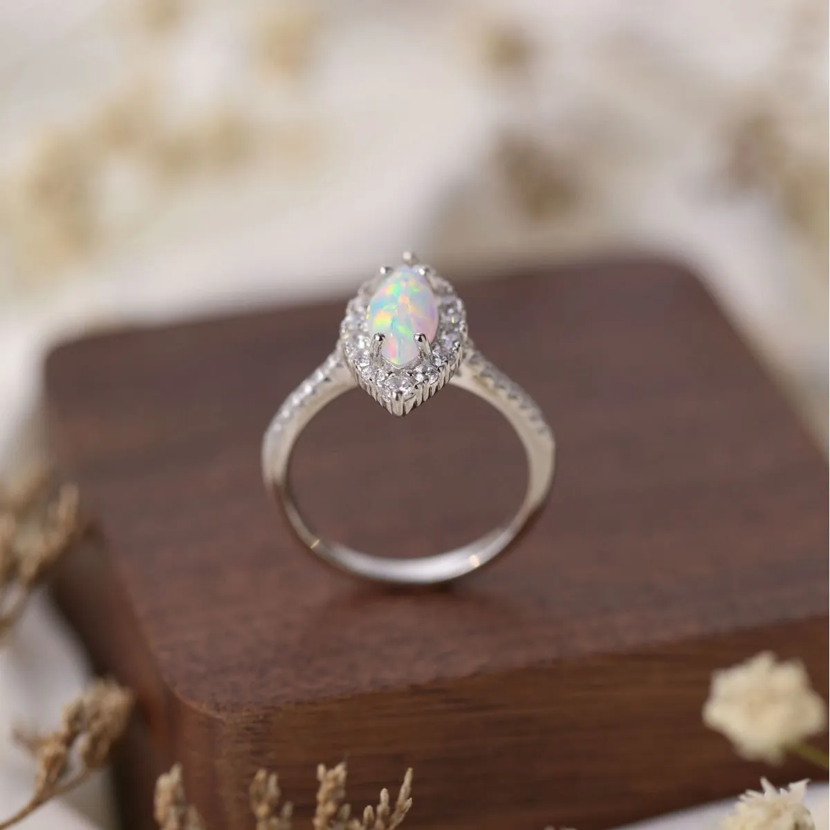 S925 Silver Vintage Zircon Design Marquise Opal Ring for Women