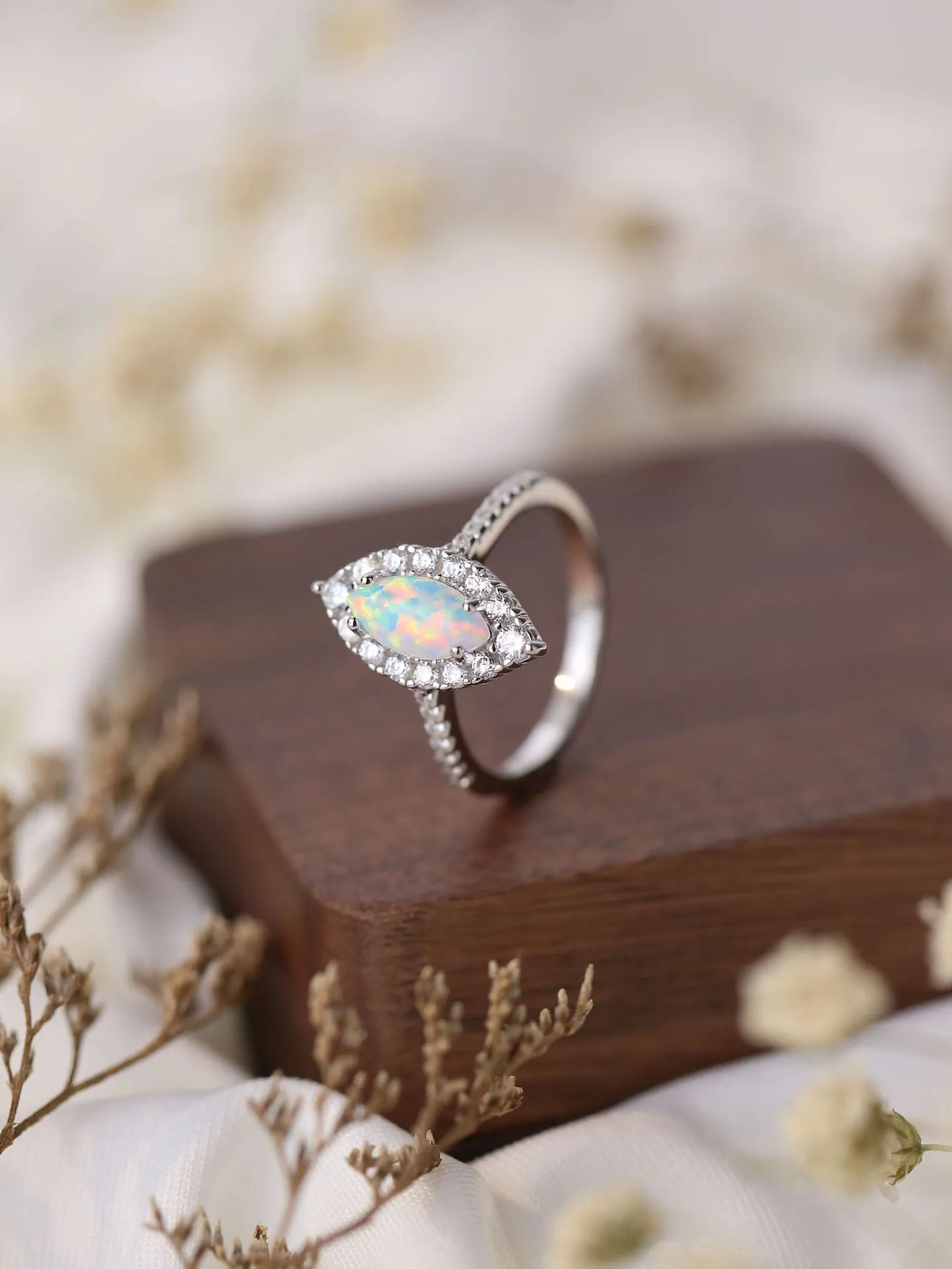 S925 Silver Vintage Zircon Design Marquise Opal Ring for Women