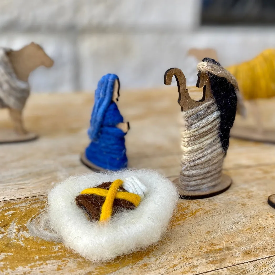 Unique Handmade Christmas Nativity Set in Wool from Palestine