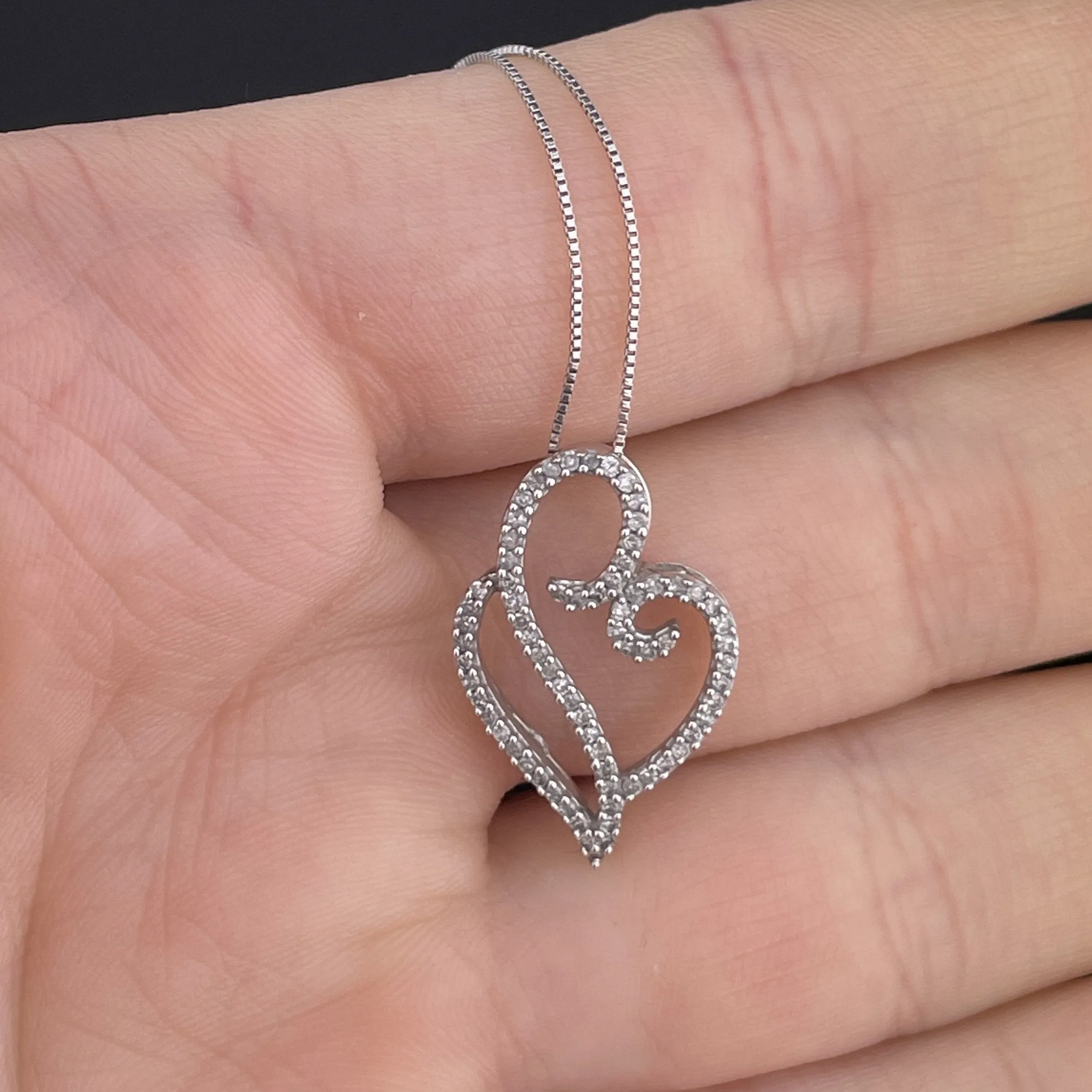 Vintage 10K White Gold Diamond Open Heart Pendant Necklace