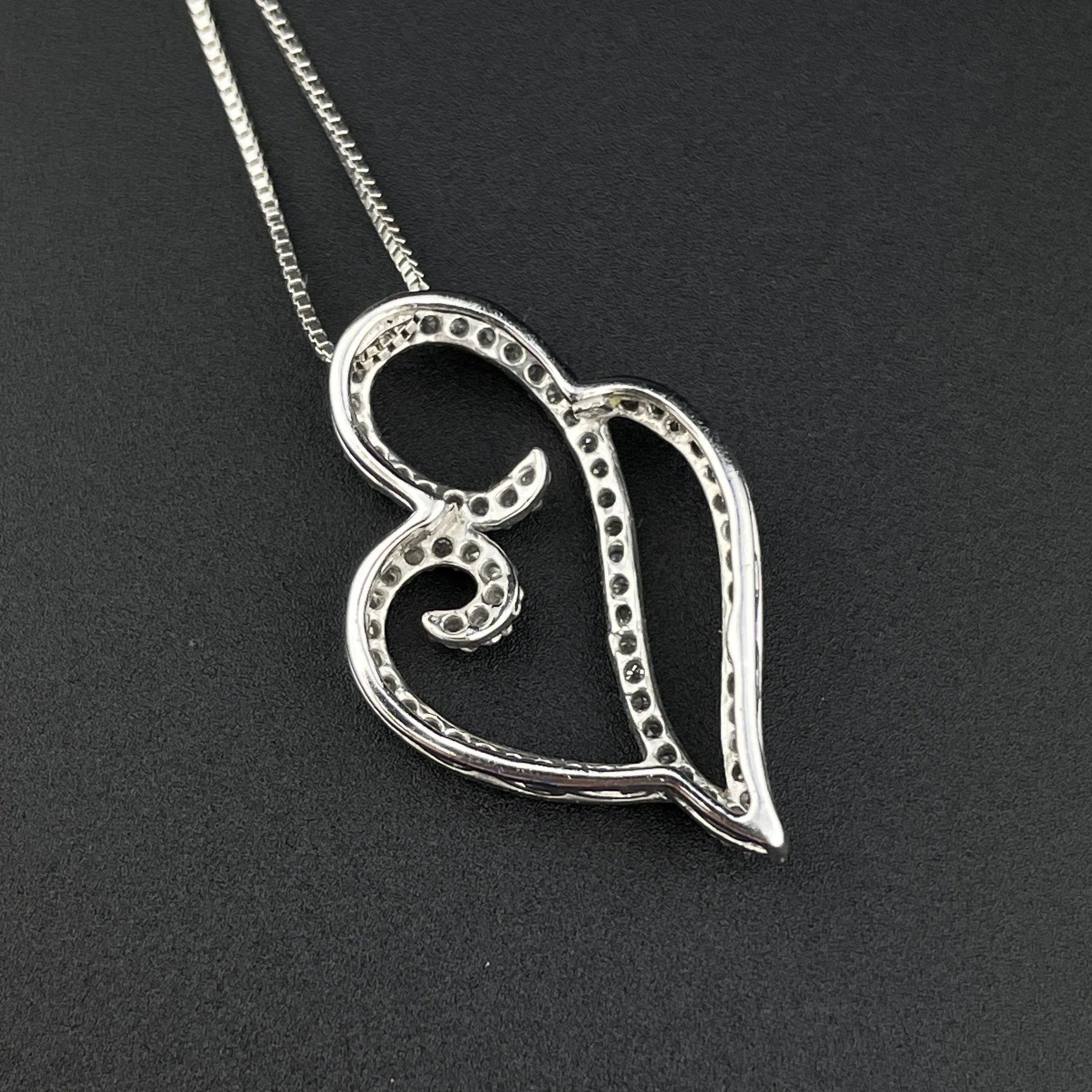 Vintage 10K White Gold Diamond Open Heart Pendant Necklace